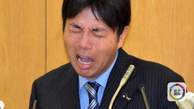 日本嚎哭议员公款一年泡上百次温泉,判3缓4