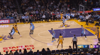 gif集锦-阿联季前赛全回顾 再见隔扣&易式跳投