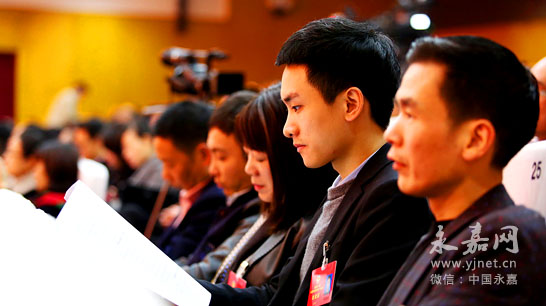 最年轻的政协委员--周浩浩