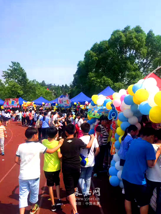 永外实小、少艺校开展迎六一献爱心 共成长义