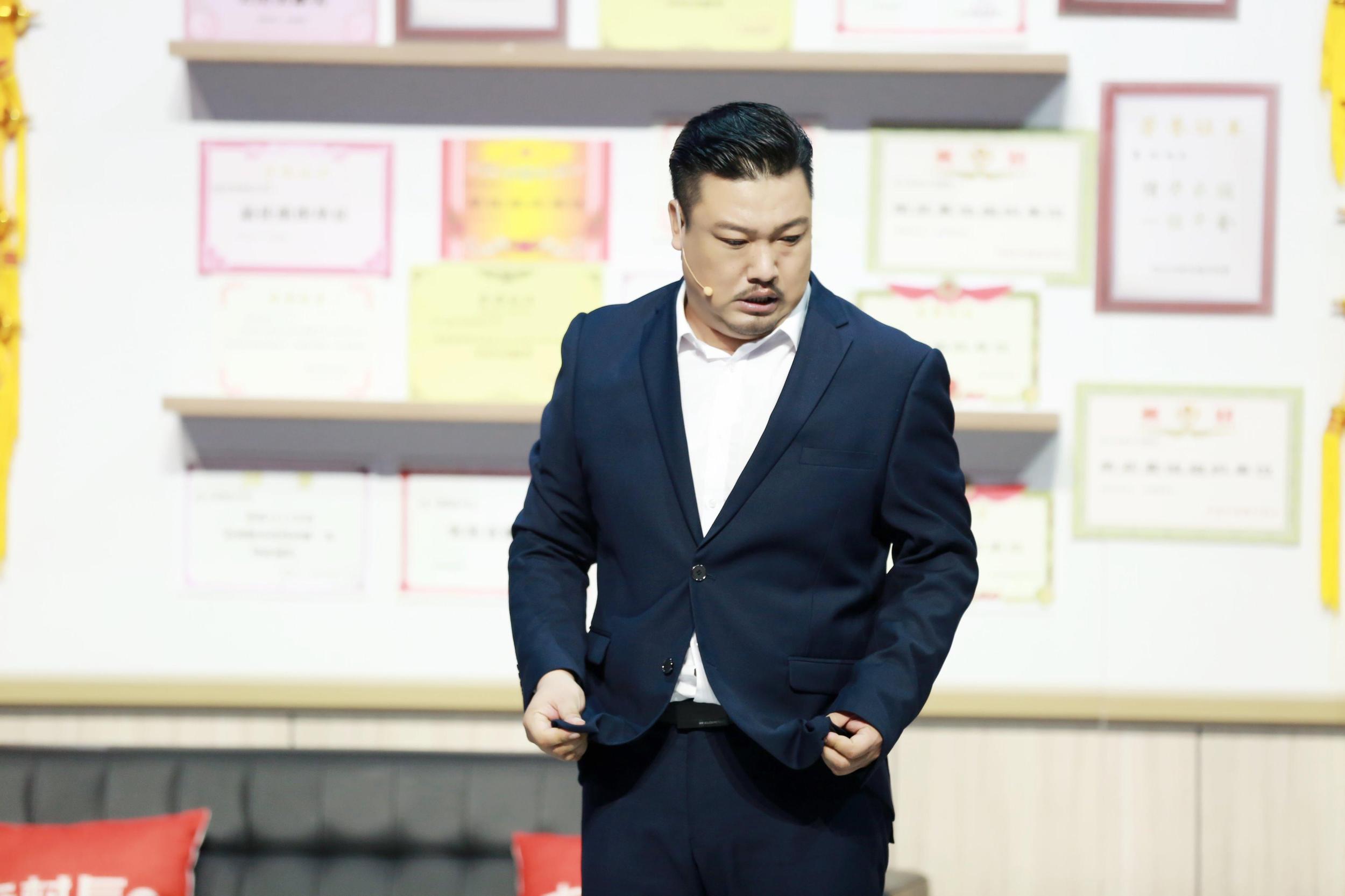 《笑声》大兵收获蔡明告白 潘长江嫉妒新锐才华 - 永嘉网