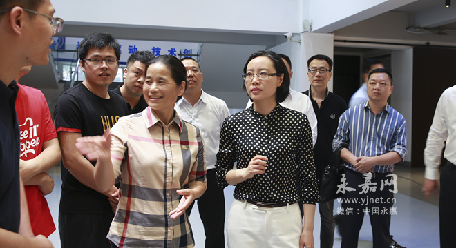 县委常委,瓯北城市新区(街道)党(工)委书记潘剑永陪同.