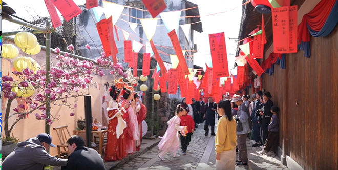 ������إ�Ľ����ݣ����� + ��ʳ������������»���